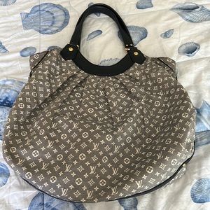 Original Louis Vuitton Idylle Faintaisie, Excellent condition. No flaws.